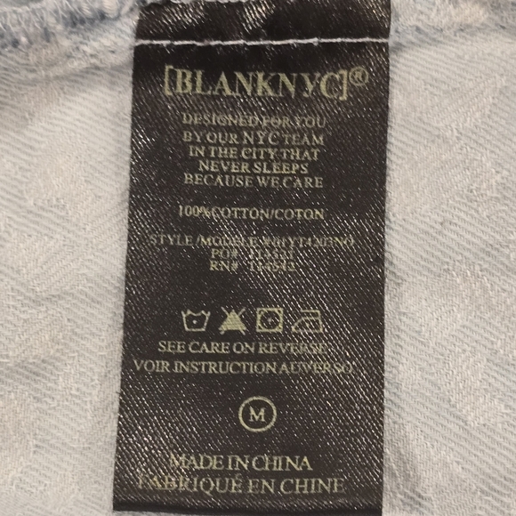 BLANKNYC 411 Top Size Medium Light Blue Fade Ruffled Tie Front 100% Cotton. - Picture 8 of 11